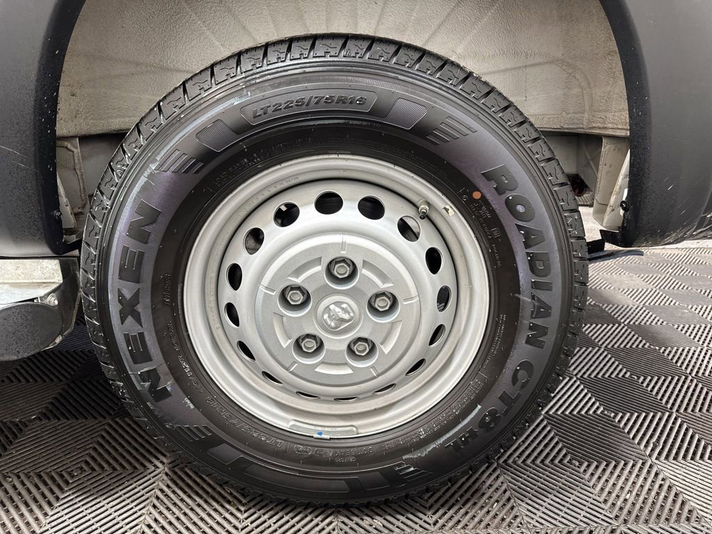 Used 2025 RAM ProMaster 2500 w/ U-Haul Equipment Group image 29