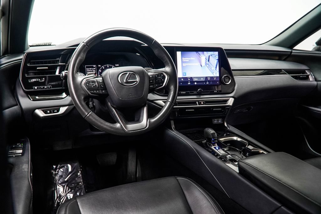 Used 2024 Lexus RX 350 FWD w/ Technology Package image 17