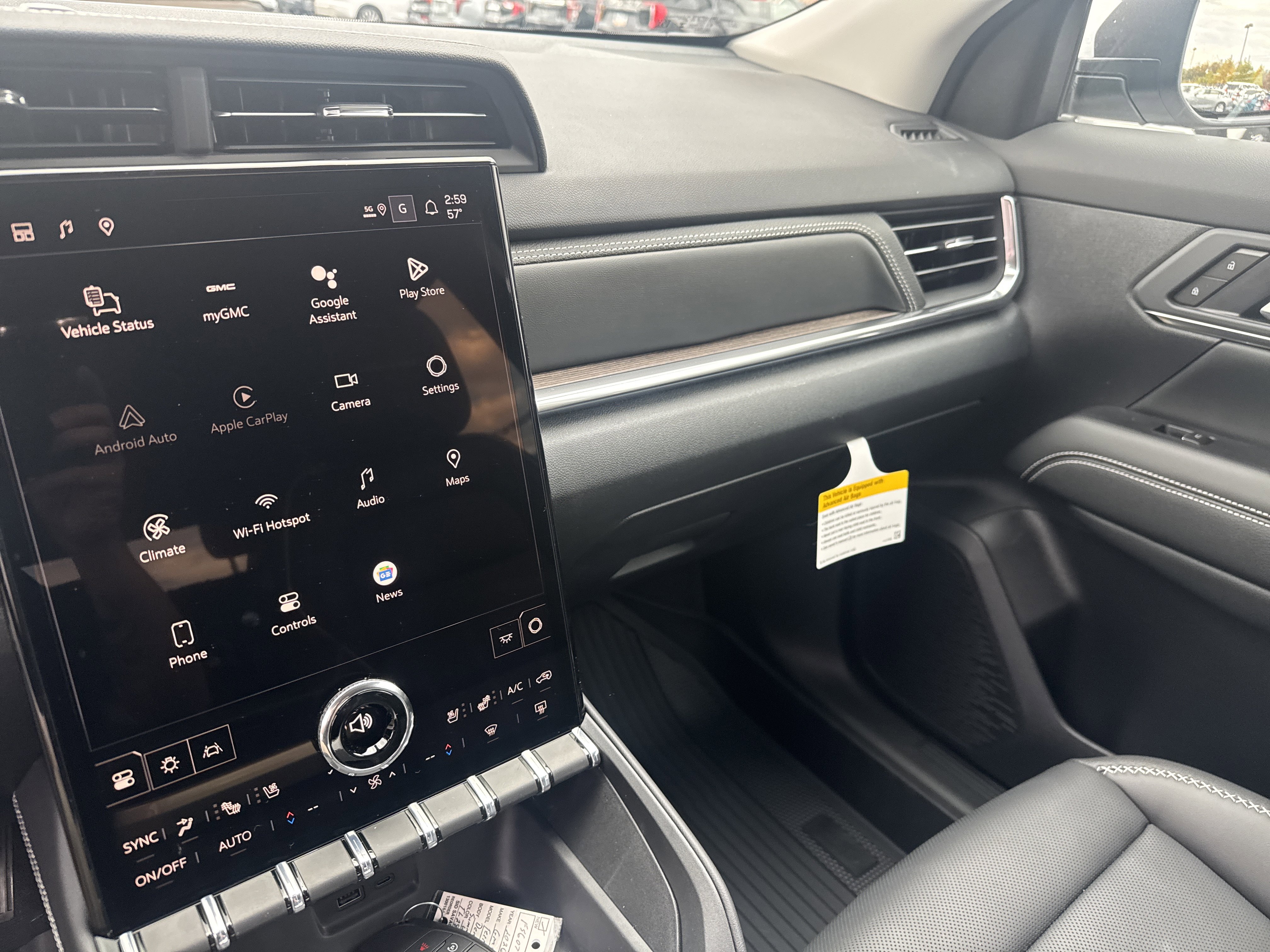 New 2026 GMC Terrain Denali w/ LPO, Floor Liner Package image 22