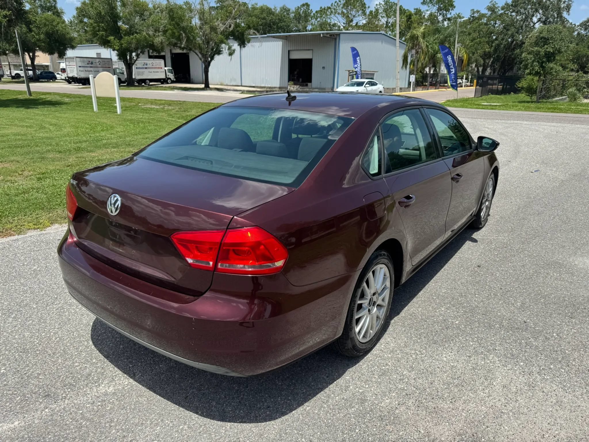 Used 2012 Volkswagen Passat 2.5 S FWD image 5