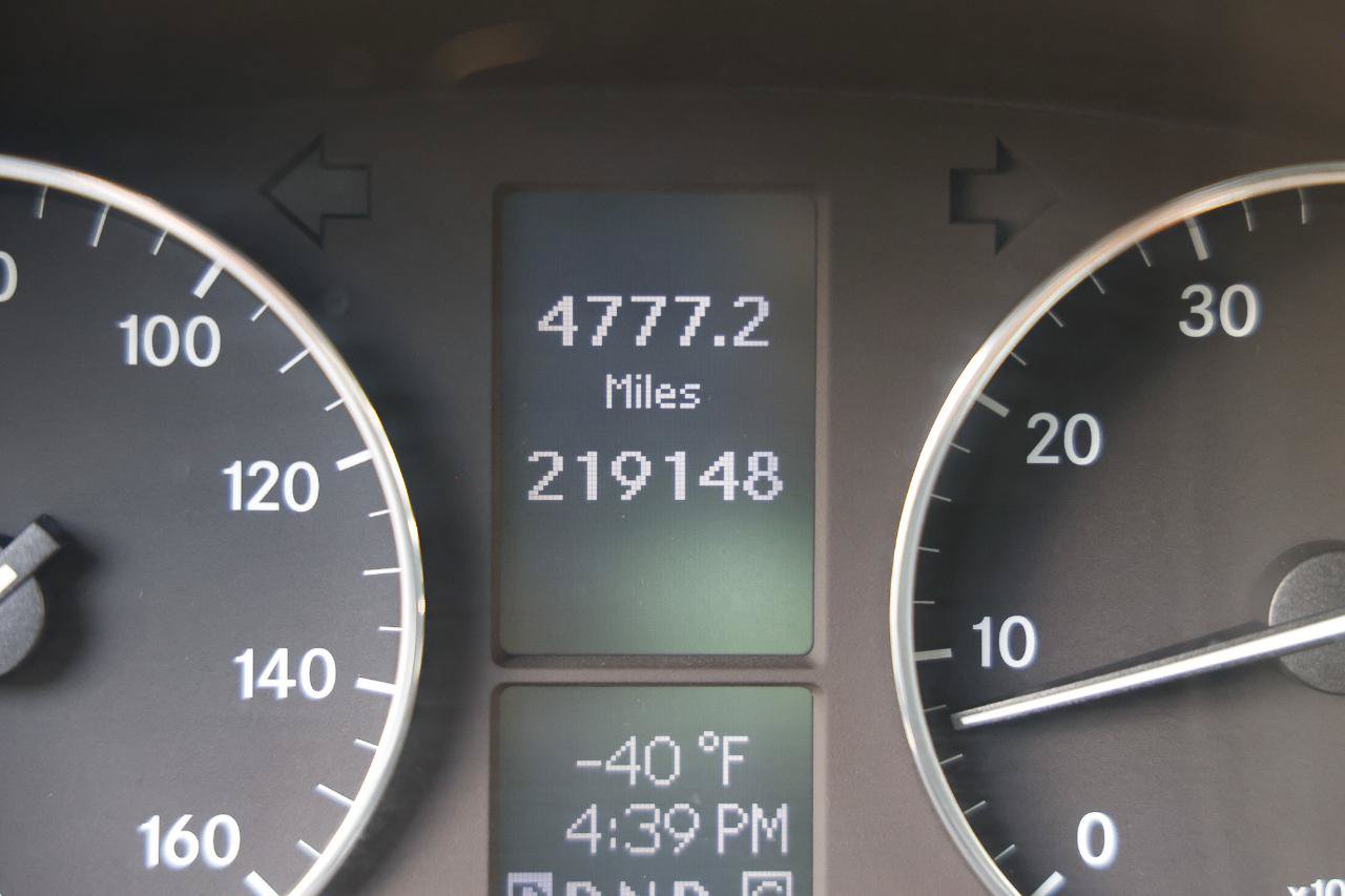 Used 2005 Mercedes-Benz C 230 Sedan image 39