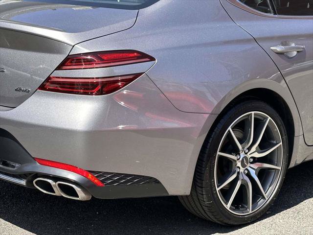 Used 2023 Genesis G70 2.0T AWD/4WD image 10