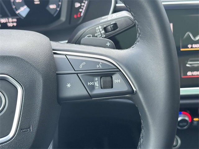 Certified 2025 Audi Q3 2.0T Premium Plus w/ Premium Plus Package image 28