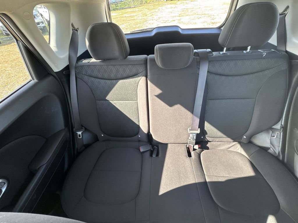 Used 2016 Kia Soul image 24