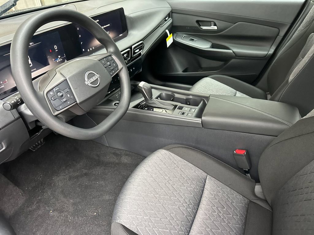 Used 2026 Nissan Sentra SV w/ Floor Mat Package FWD image 9