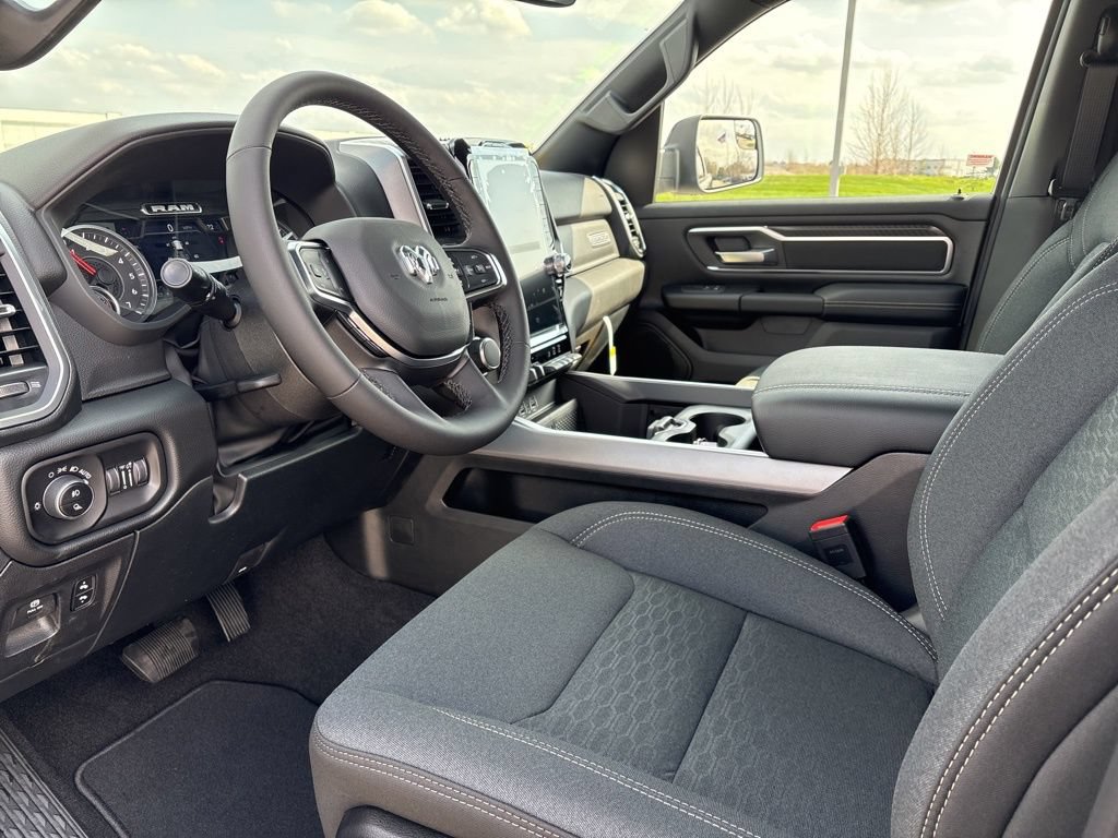 New 2026 RAM 1500 Big Horn AWD/4WD image 7