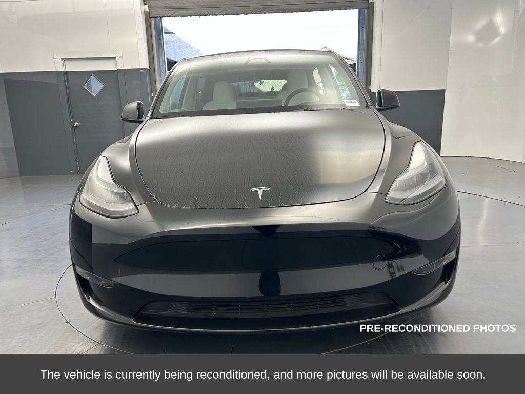 Used 2024 Tesla Model Y Performance image 9