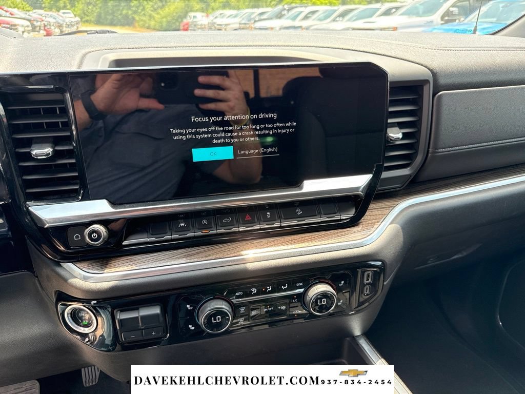 Used 2023 Chevrolet Silverado 1500 LT AWD/4WD image 14