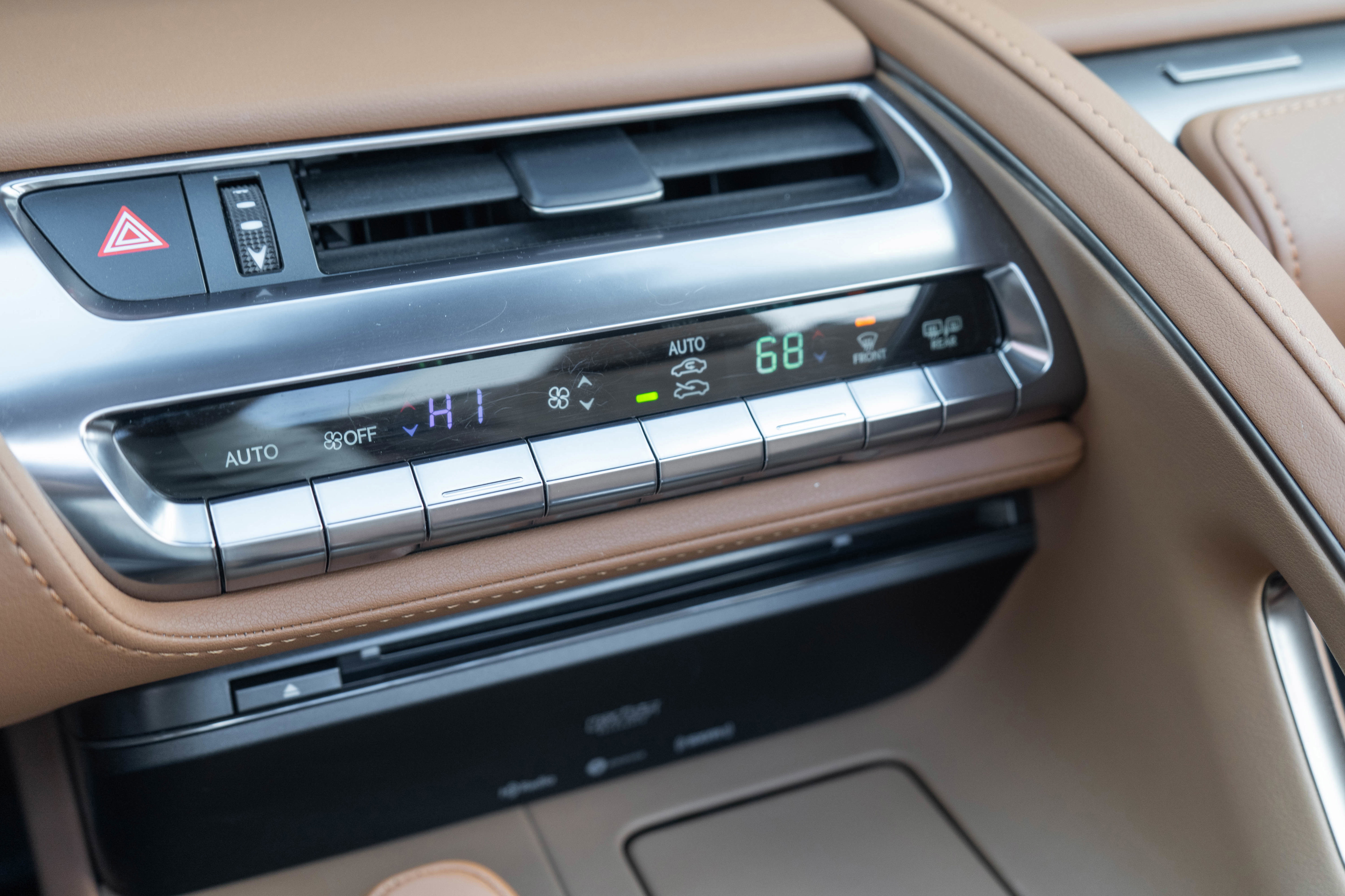 Used 2022 Lexus LC 500 Convertible w/ Touring Package image 21