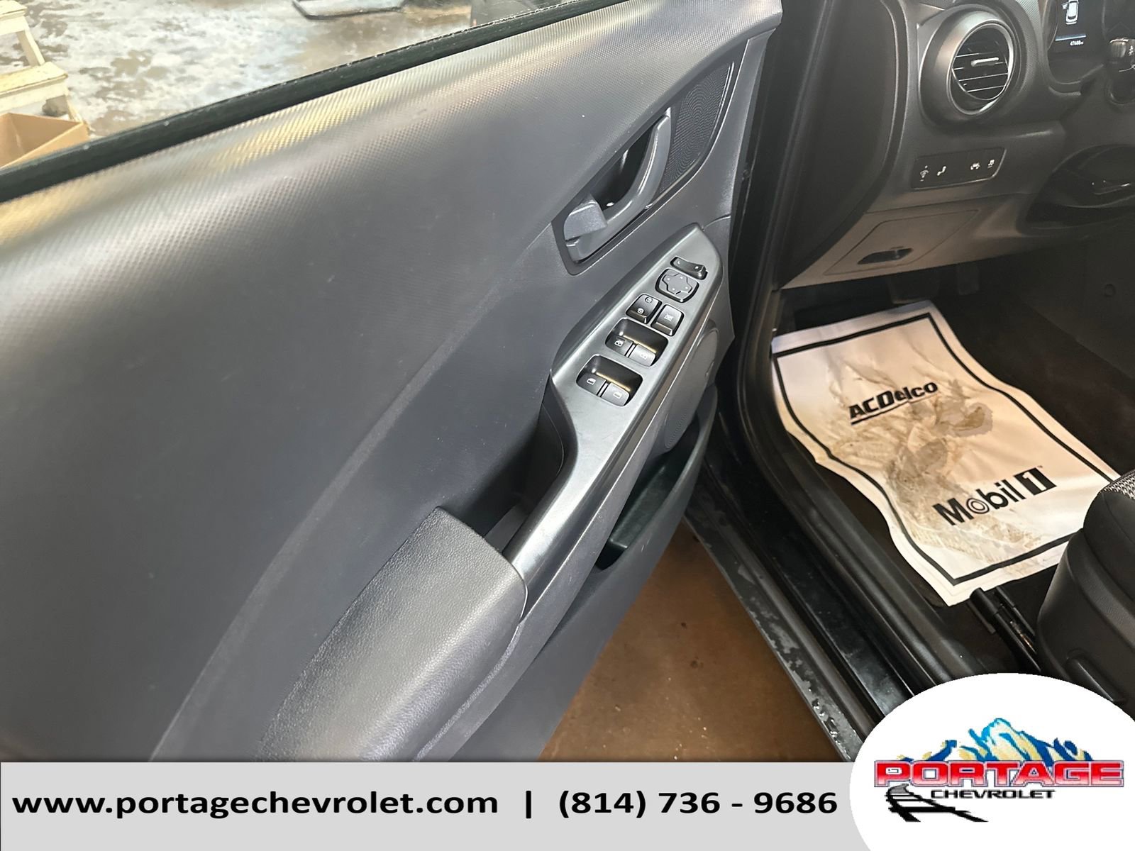 Used 2021 Hyundai Kona SEL Plus w/ Cargo Package FWD image 13