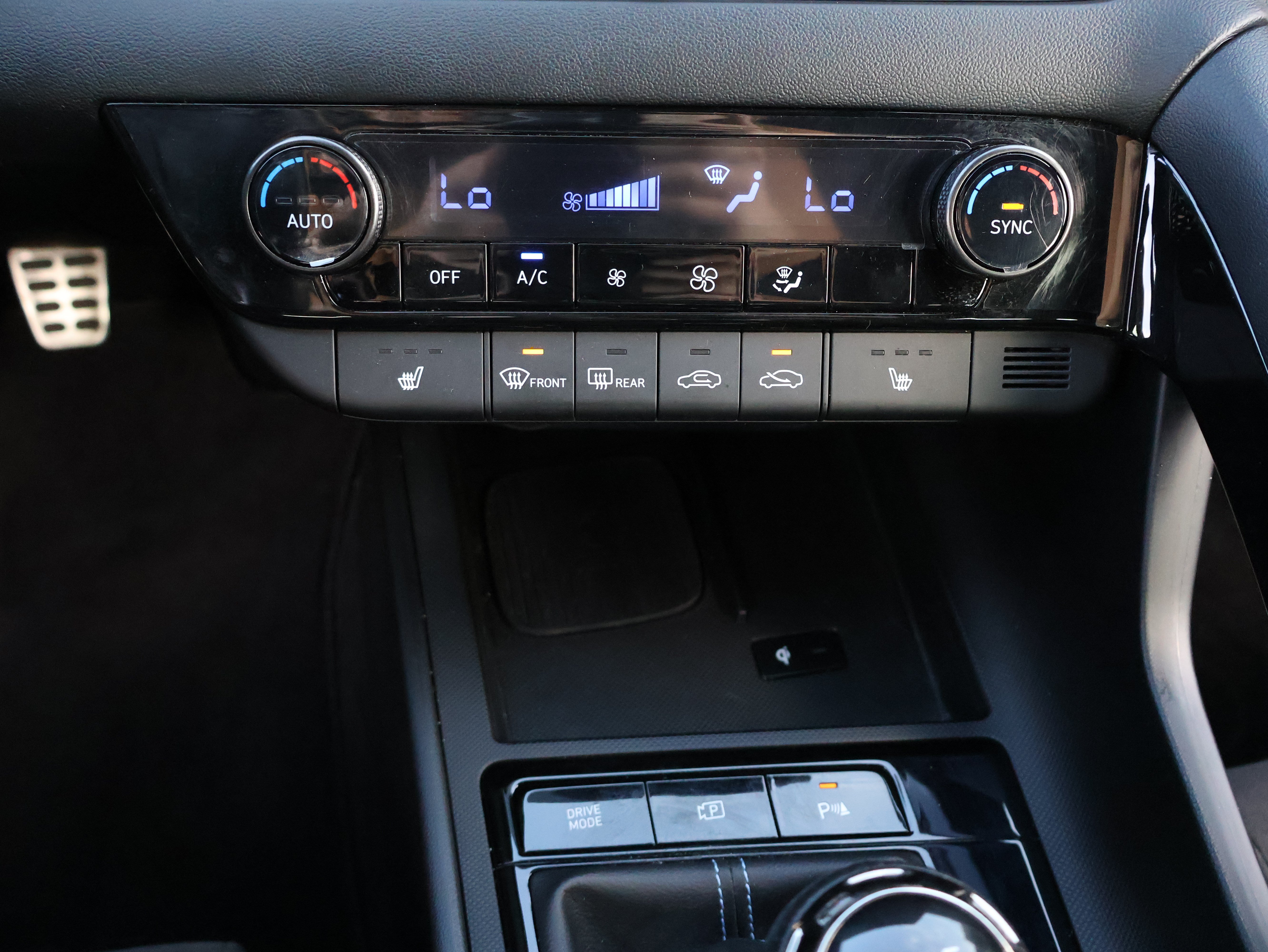 Used 2025 Hyundai Elantra N FWD image 18