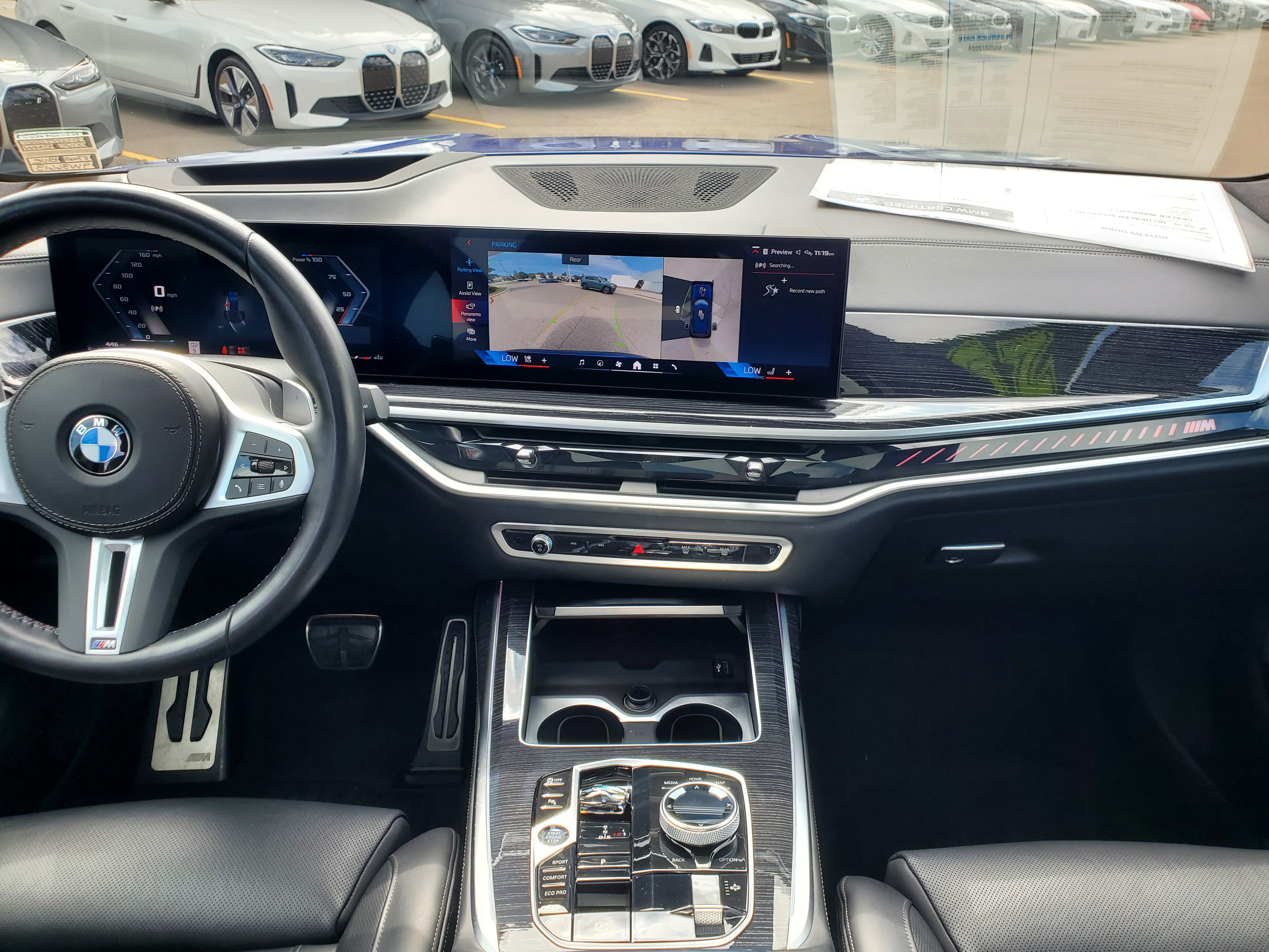 Certified 2025 BMW X7 M60i AWD/4WD image 31