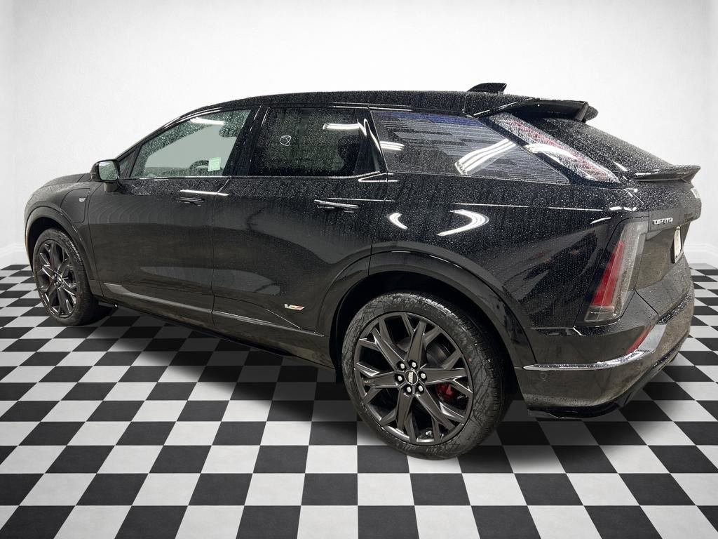 New 2026 Cadillac Optiq V AWD/4WD image 6