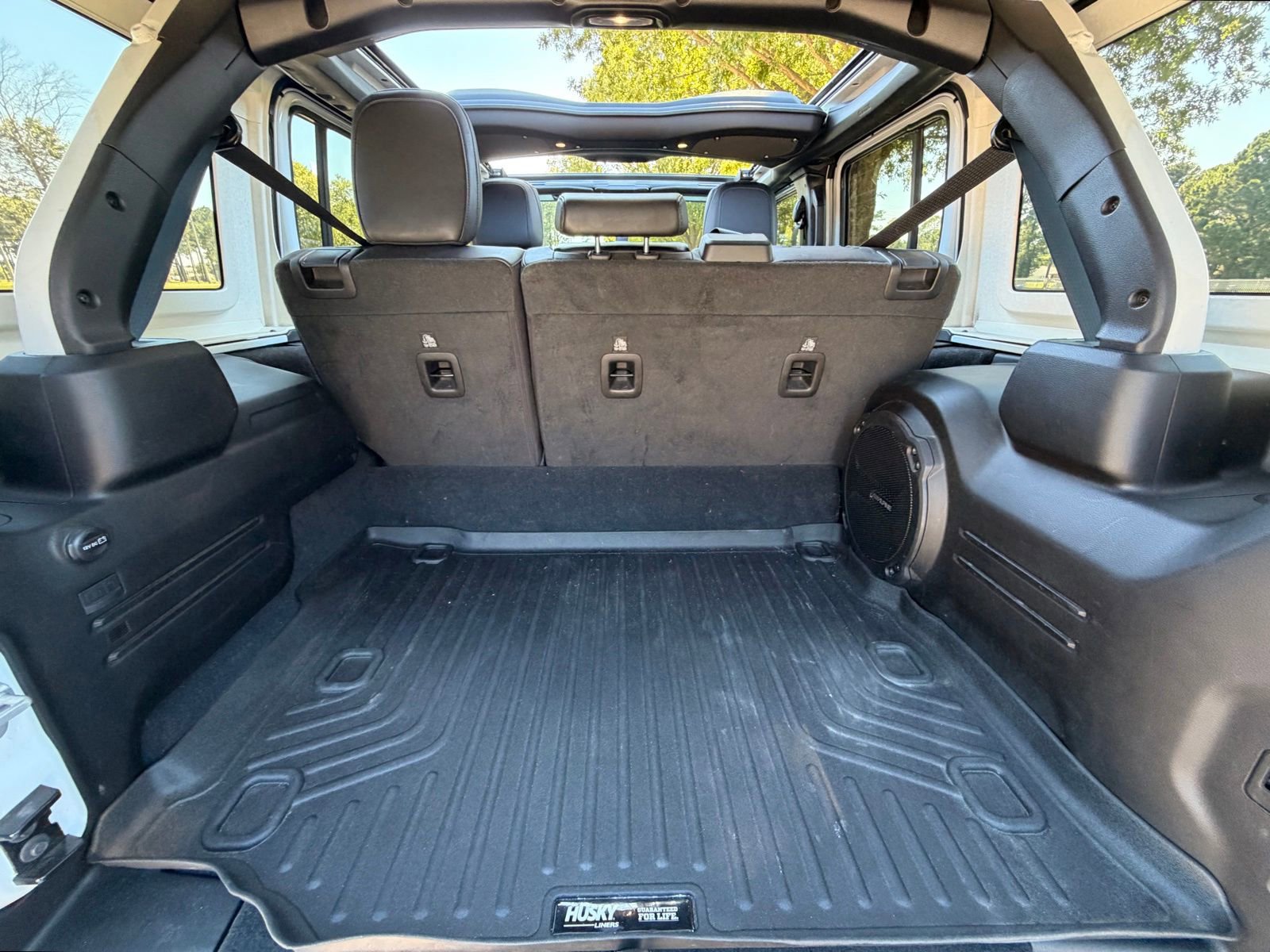 Used 2024 Jeep Wrangler High Altitude AWD/4WD image 17