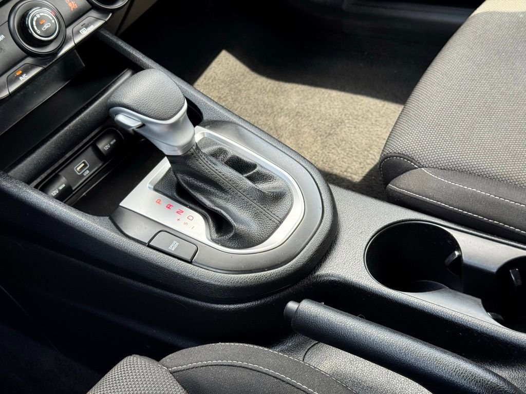 Used 2023 Kia Forte LXS image 33