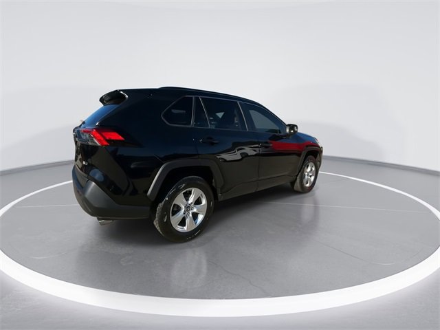 Used 2021 Toyota RAV4 XLE image 8