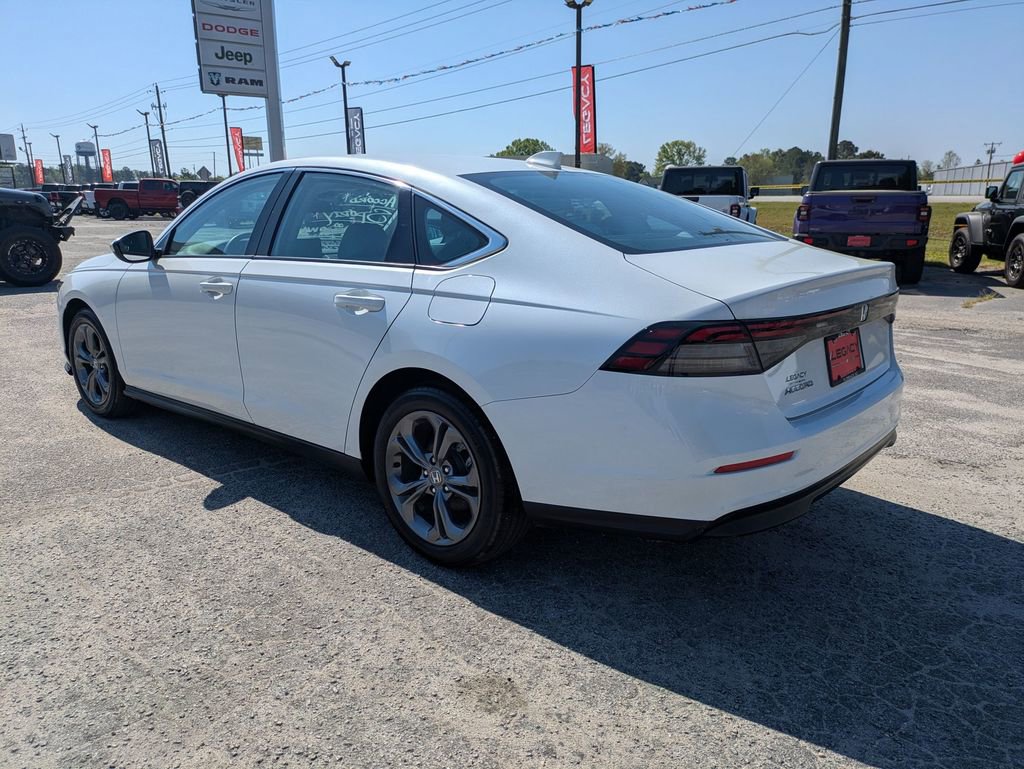 Used 2024 Honda Accord EX image 5
