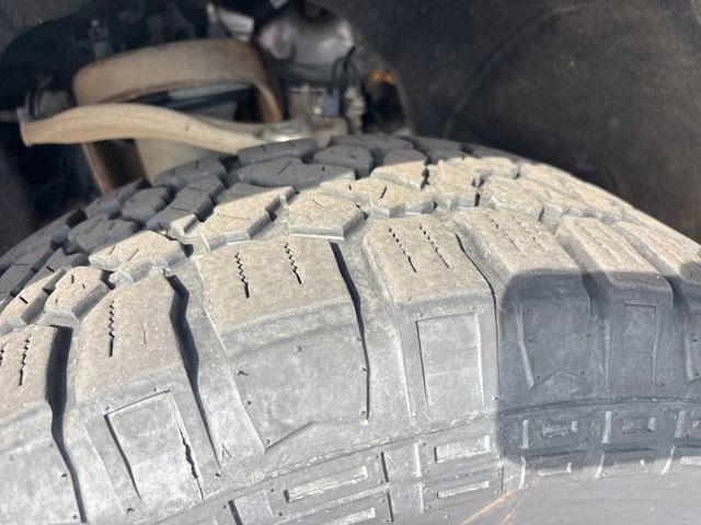 Used 2021 Chevrolet Silverado 1500 LT image 30