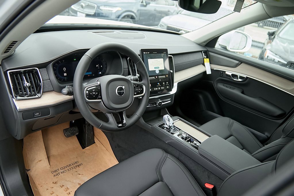 New 2025 Volvo XC90 B6 Plus w/ Protection Package Premier image 12