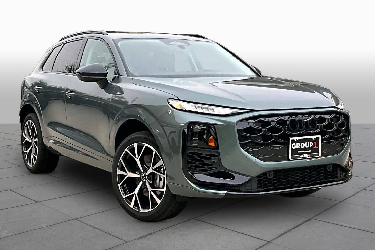 New 2026 Audi Q3 quattro 2.0T AWD/4WD image 2
