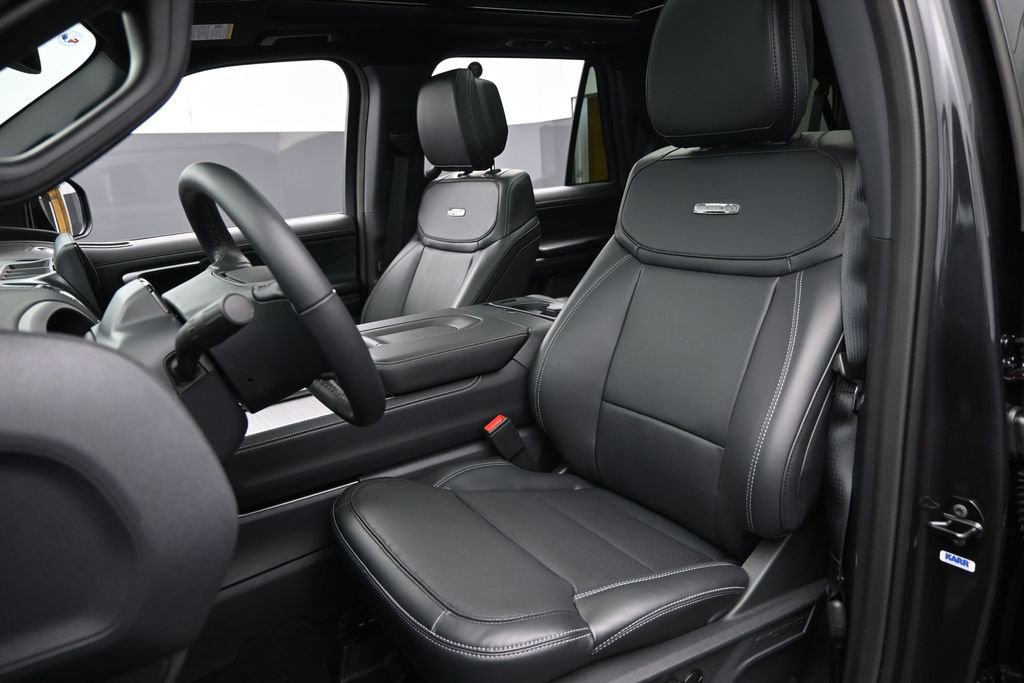 New 2026 Ford Expedition Max Platinum w/ Stealth Performance Package AWD/4WD image 12