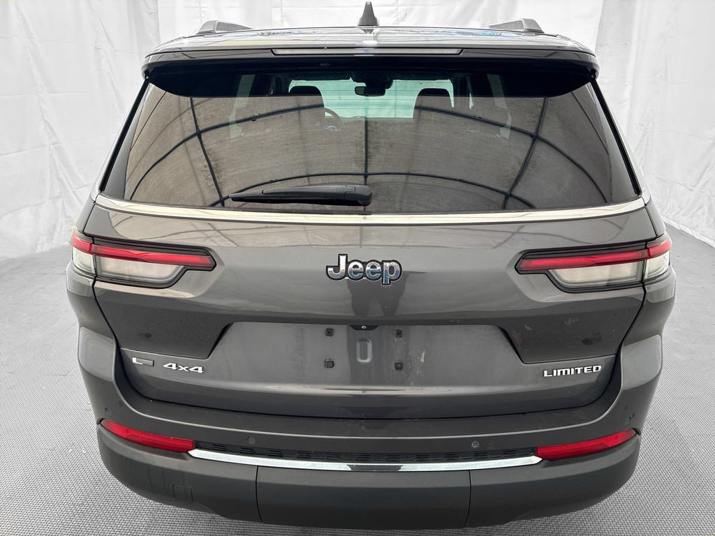 Used 2022 Jeep Grand Cherokee L Limited AWD/4WD image 5