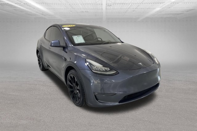 Used 2022 Tesla Model Y Long Range image 4
