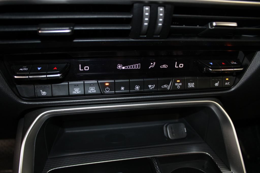 Used 2025 MAZDA CX-70 Plug-In Hybrid w/ Premium Pkg image 45