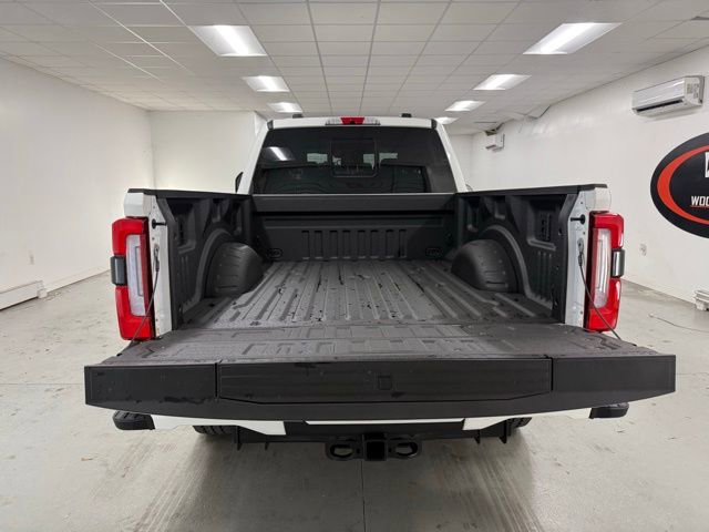 New 2026 Ford F250 Platinum w/ FX4 Off-Road Package image 8