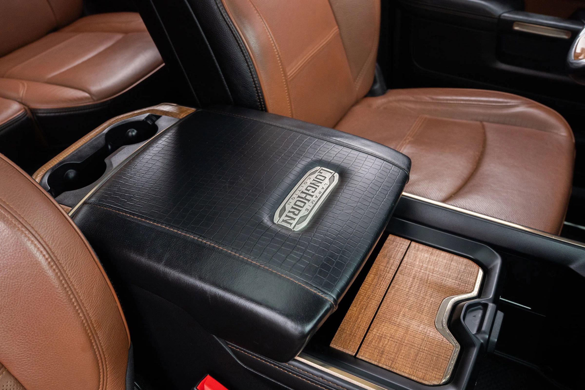 Used 2019 RAM 3500 Limited image 23