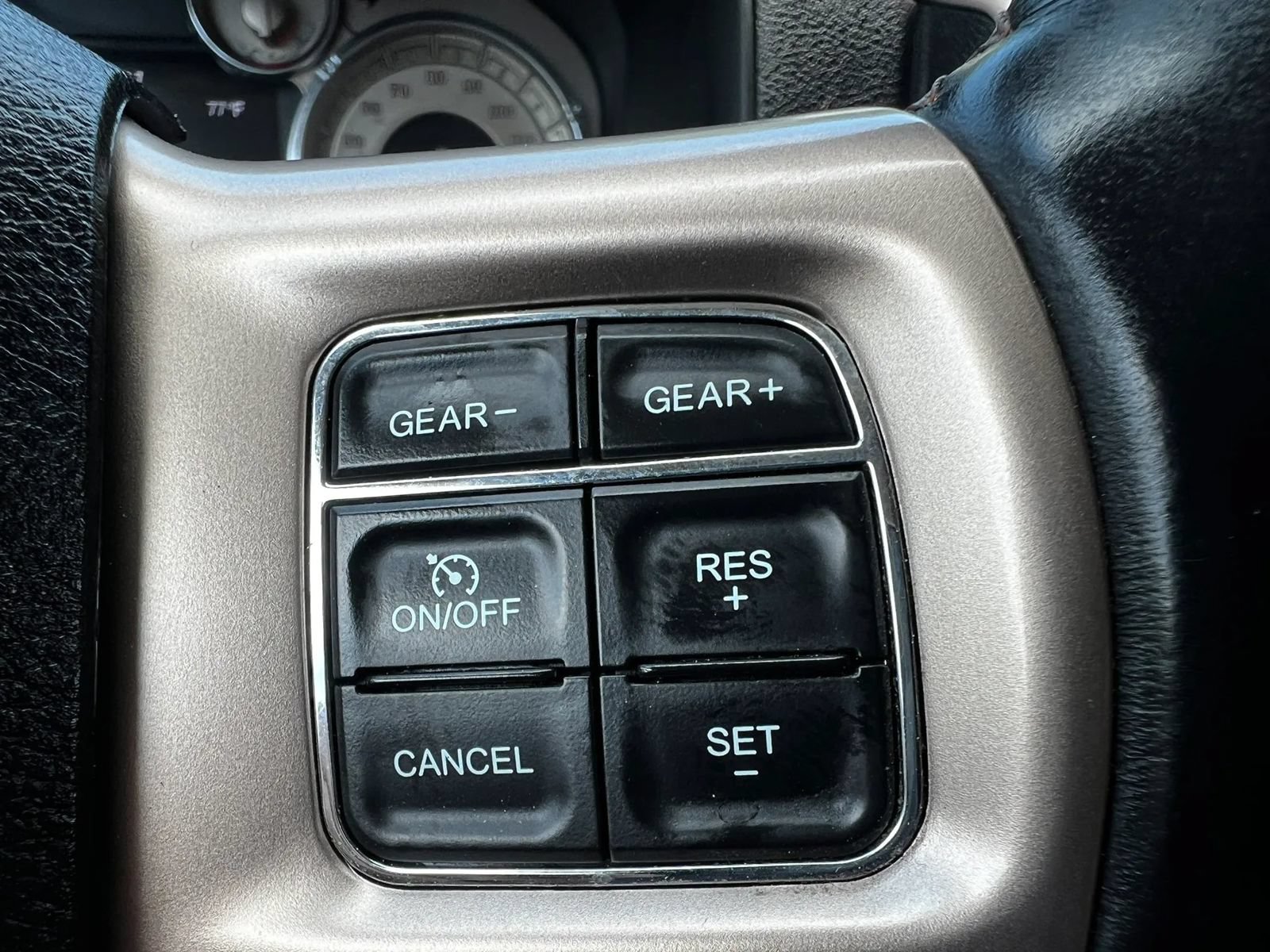 Used 2014 RAM 1500 Laramie Longhorn w/ Convenience Group AWD/4WD image 17