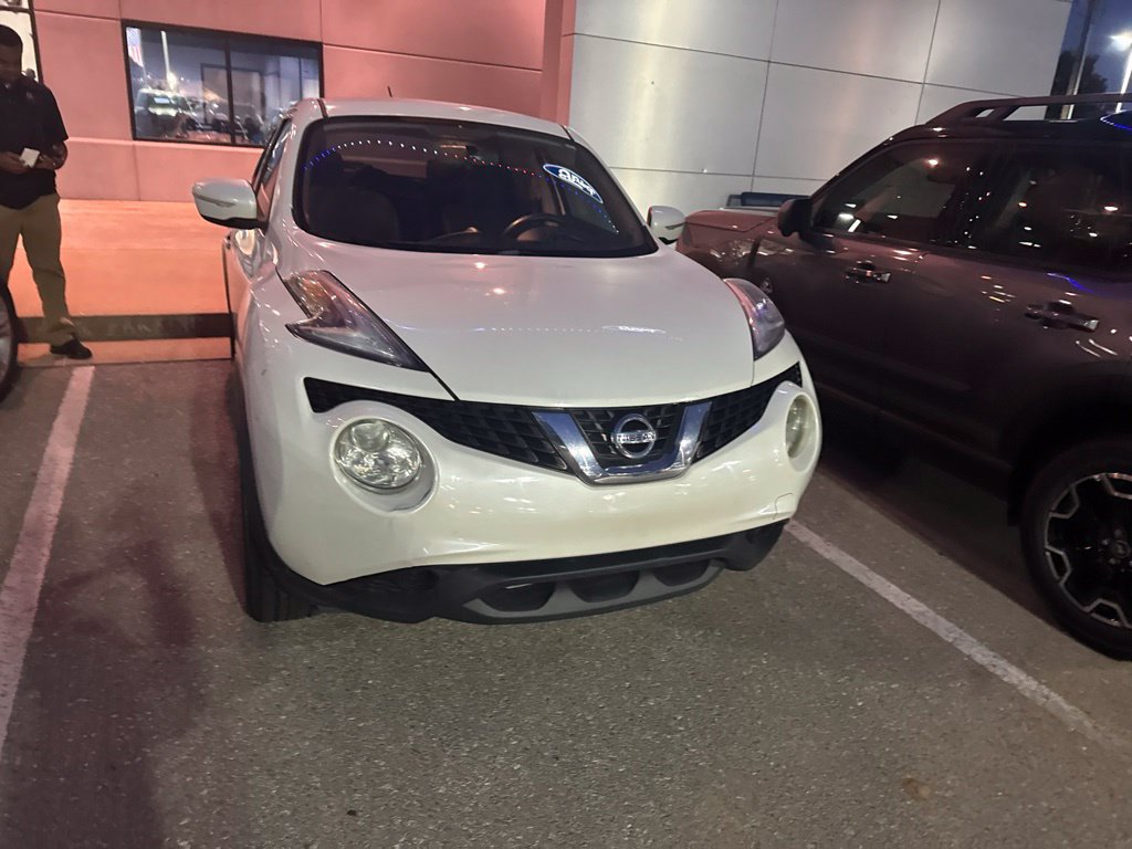 Used 2015 Nissan Juke S AWD/4WD image 6