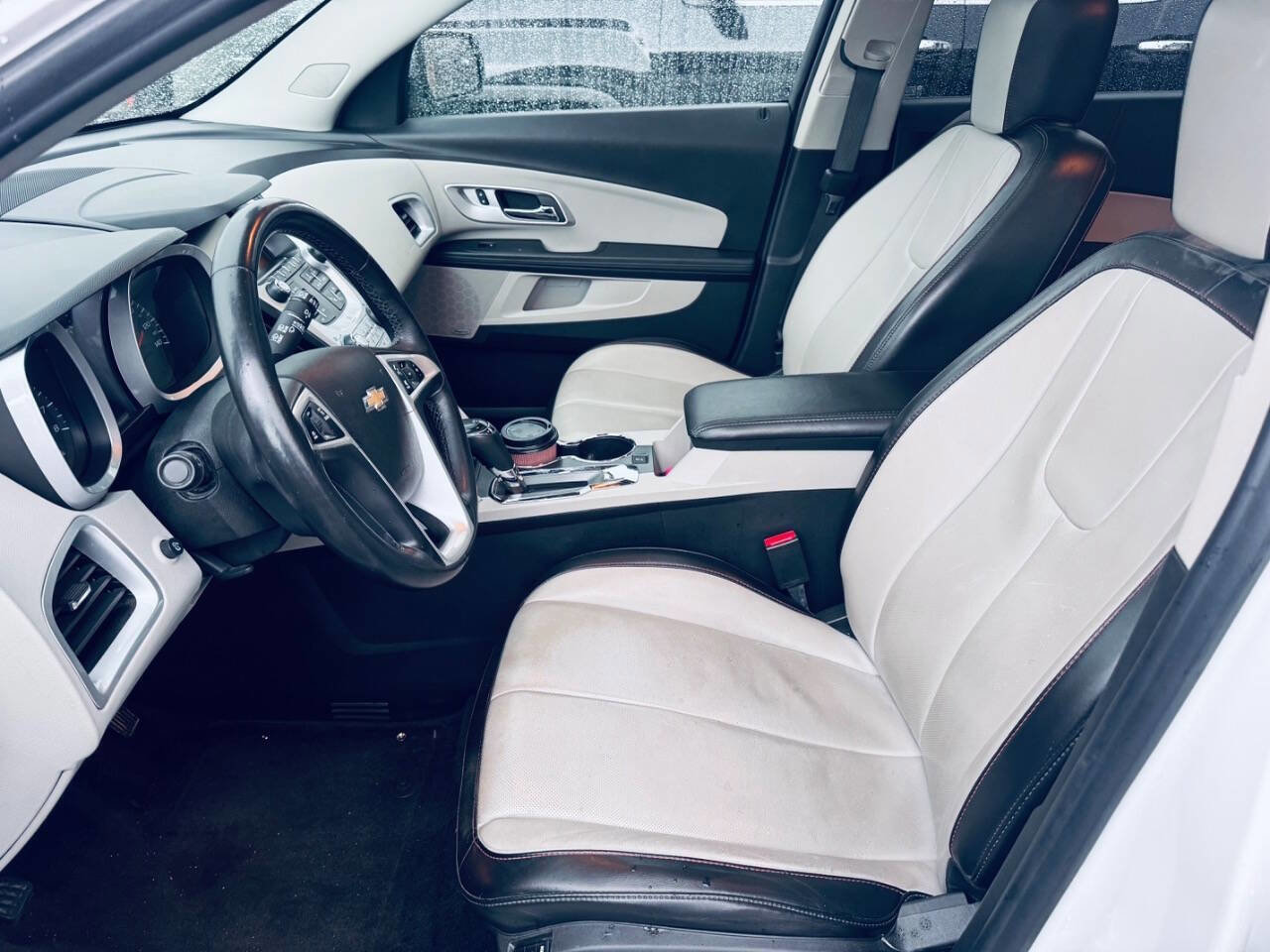 Used 2016 Chevrolet Equinox LTZ w/ Enhanced Convenience Package image 12