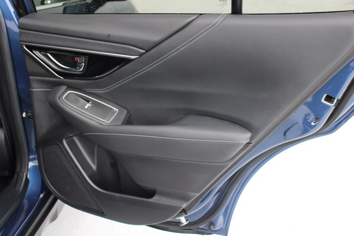 Used 2020 Subaru Outback Limited w/ Popular Package #2 image 18