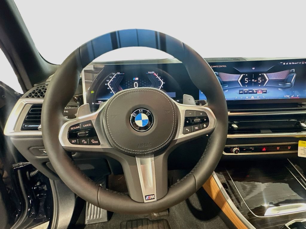 New 2026 BMW X5 xDrive40i w/ M Sport Package AWD/4WD image 11