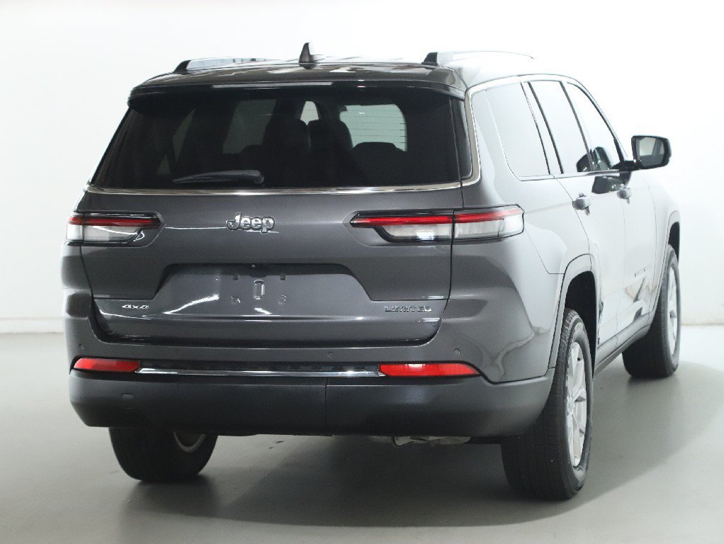 Used 2023 Jeep Grand Cherokee L Limited AWD/4WD image 47