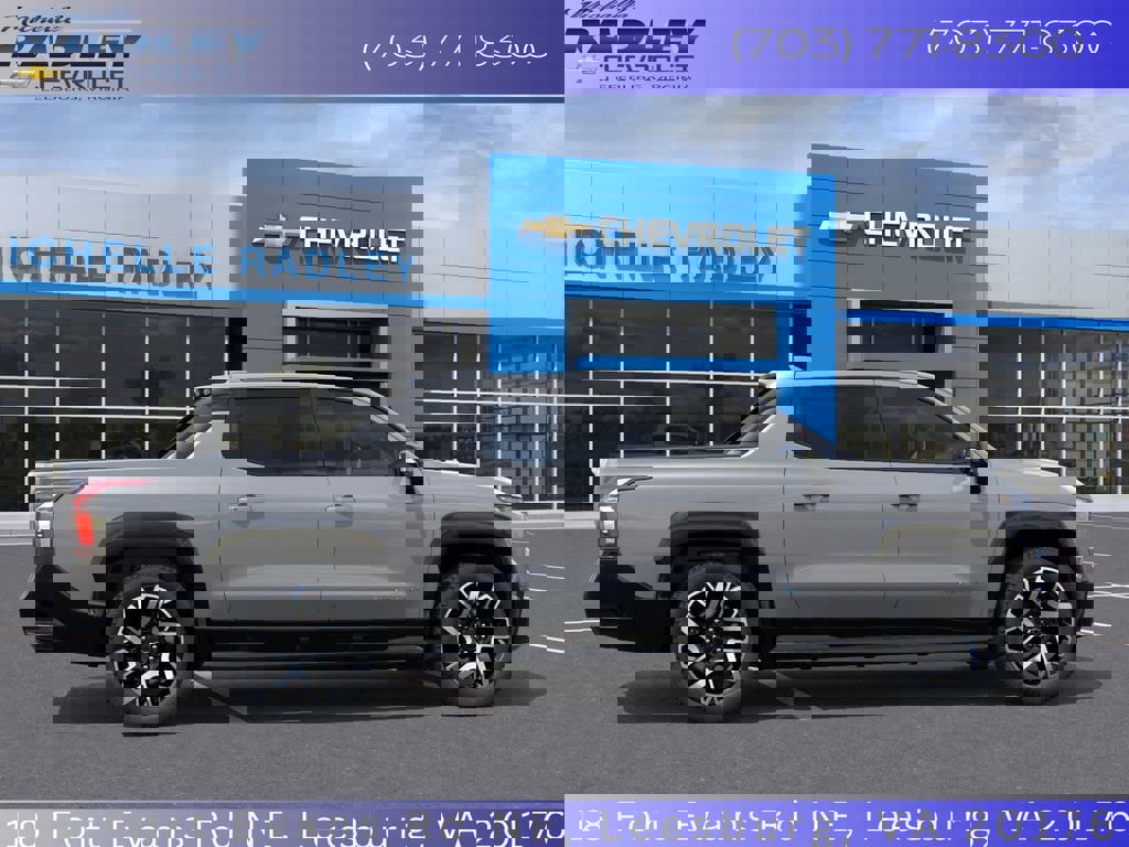 New 2025 Chevrolet Silverado EV RST image 5