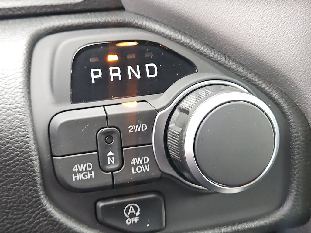 New 2026 RAM 1500 Express AWD/4WD image 26