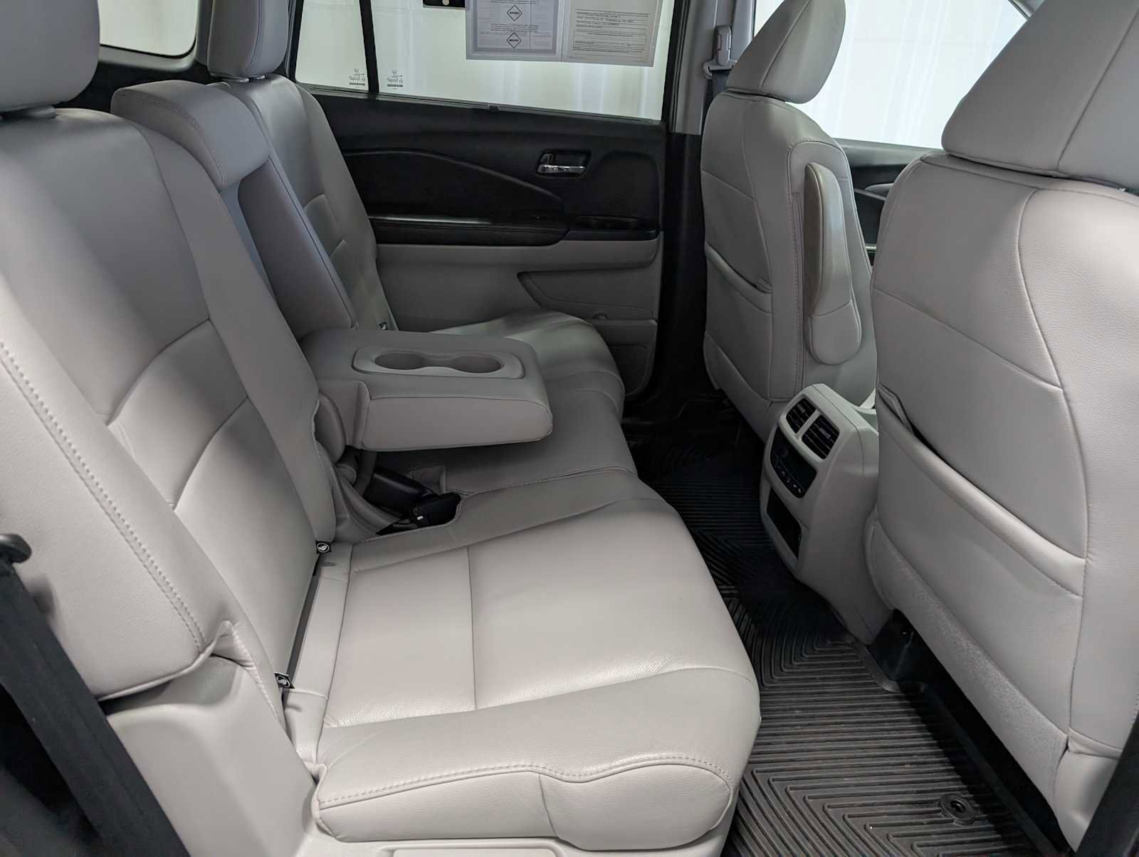 Used 2020 Honda Pilot EX-L image 41