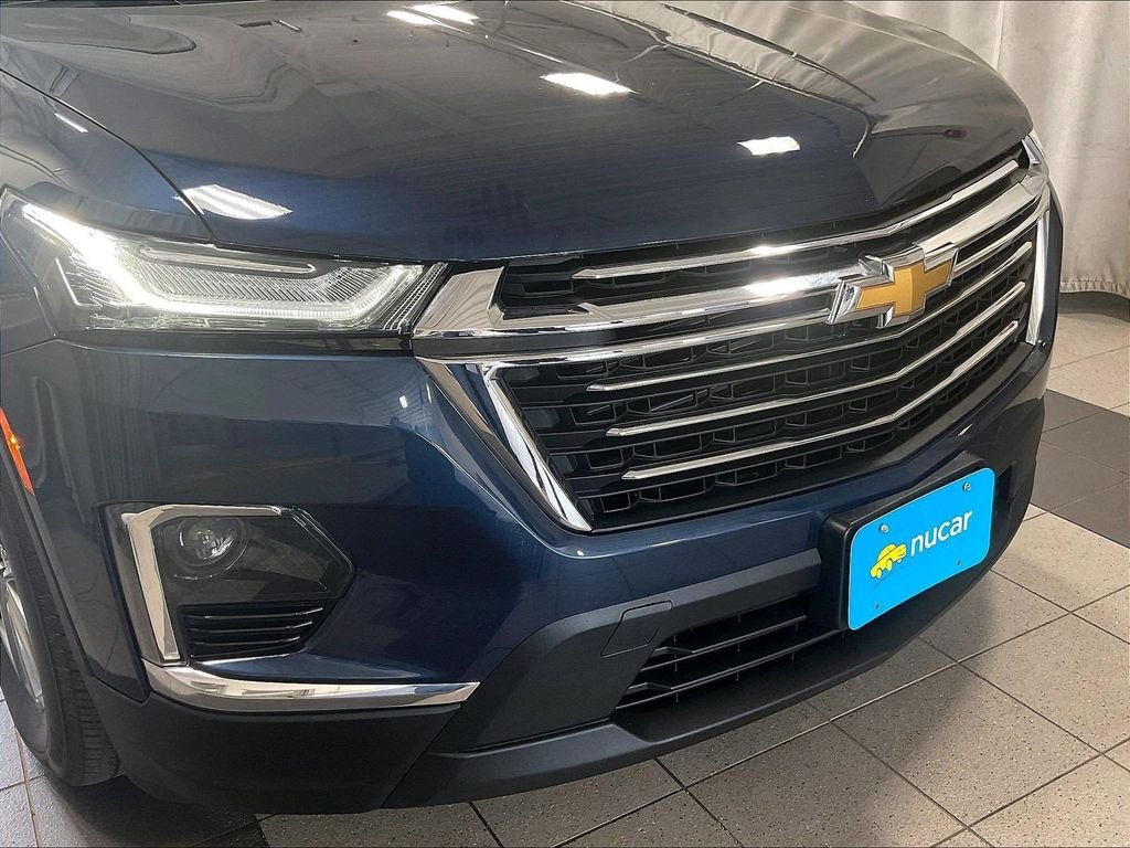 Used 2023 Chevrolet Traverse LT AWD/4WD image 32