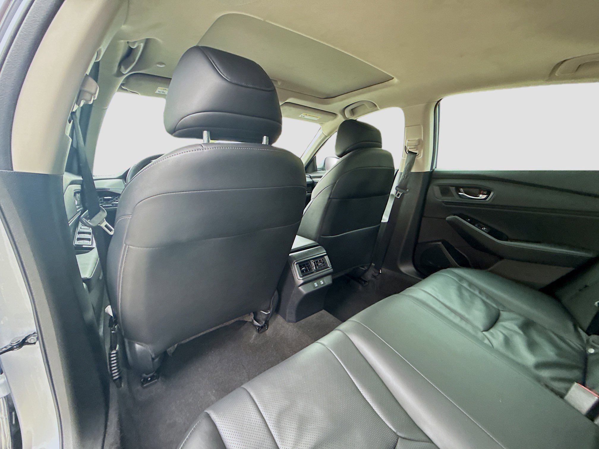 Certified 2025 Honda Accord Touring image 25