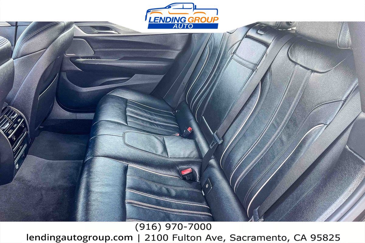 Used 2018 BMW 640i Gran Turismo xDrive AWD/4WD image 9
