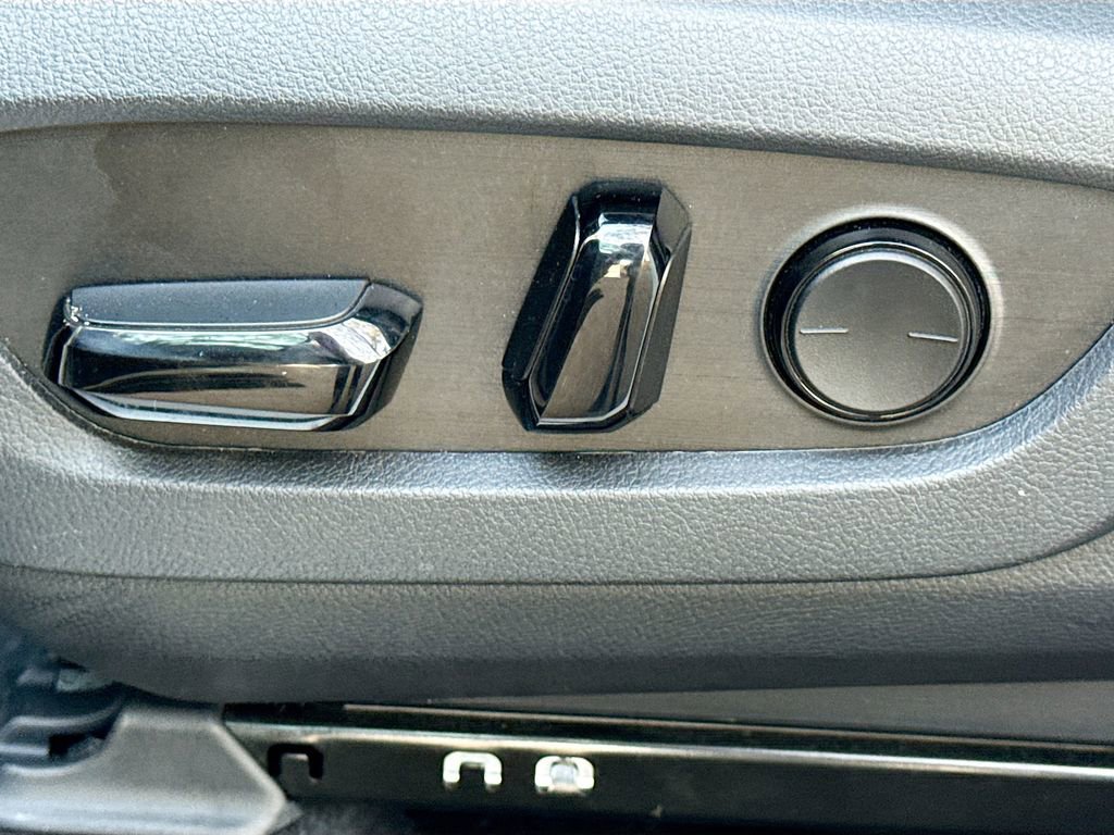 Used 2024 Lexus RX 350 FWD w/ Technology Package image 25