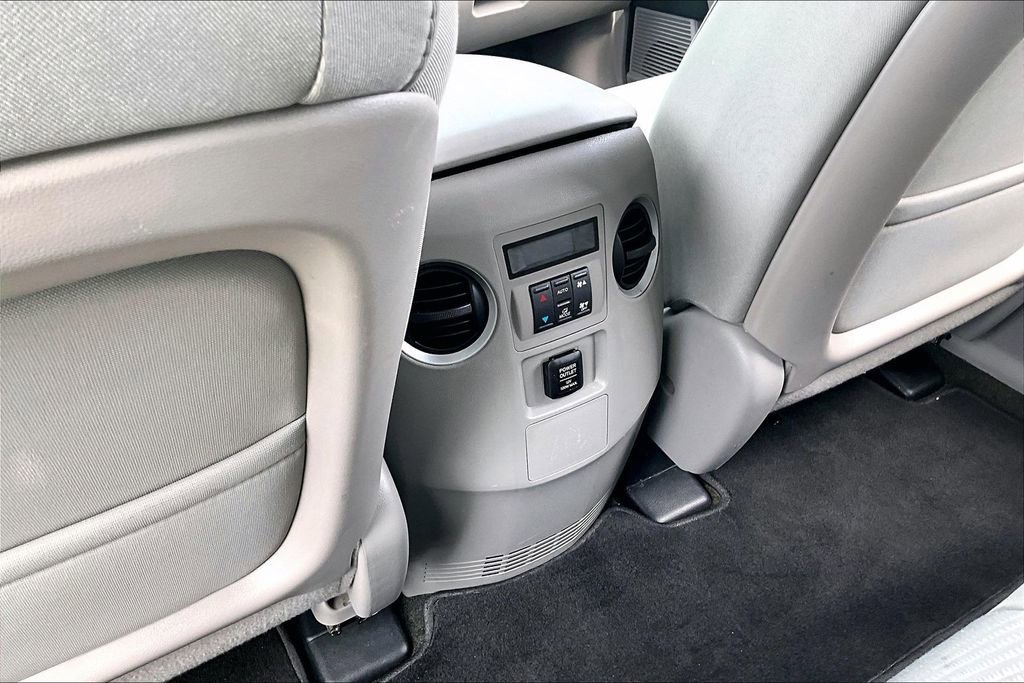 Used 2015 Honda Pilot LX image 10