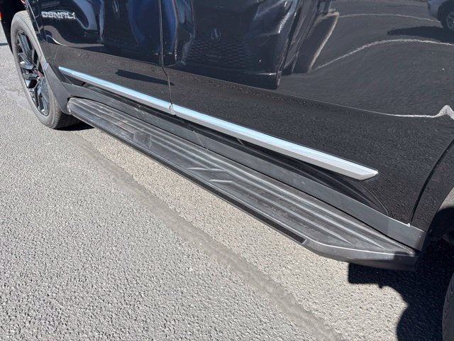 Used 2022 GMC Yukon Denali AWD/4WD image 9