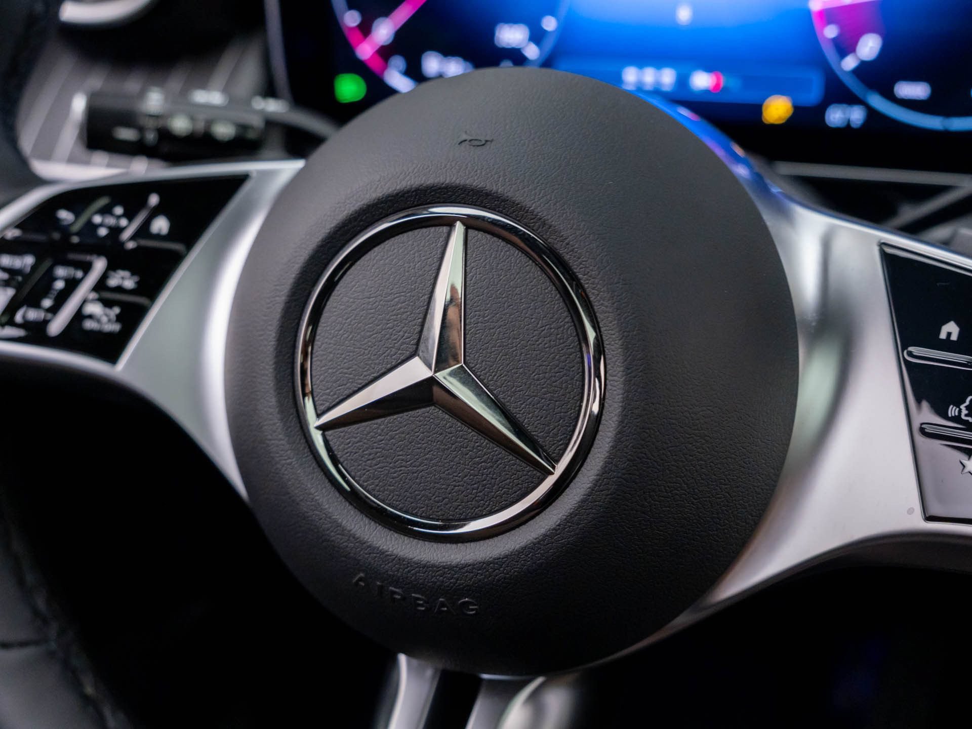 New 2026 Mercedes-Benz GLC 300 4MATIC image 28