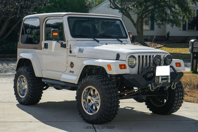 Used 2002 Jeep Wrangler Sahara AWD/4WD image 12