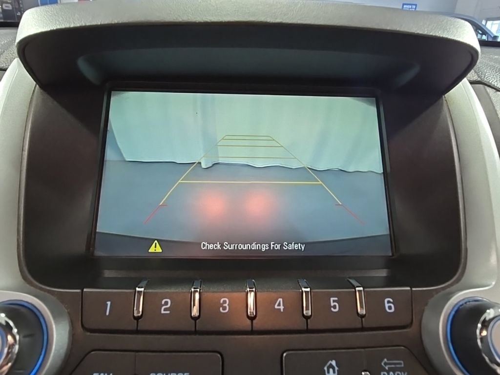 Used 2017 Chevrolet Equinox LT AWD/4WD image 24