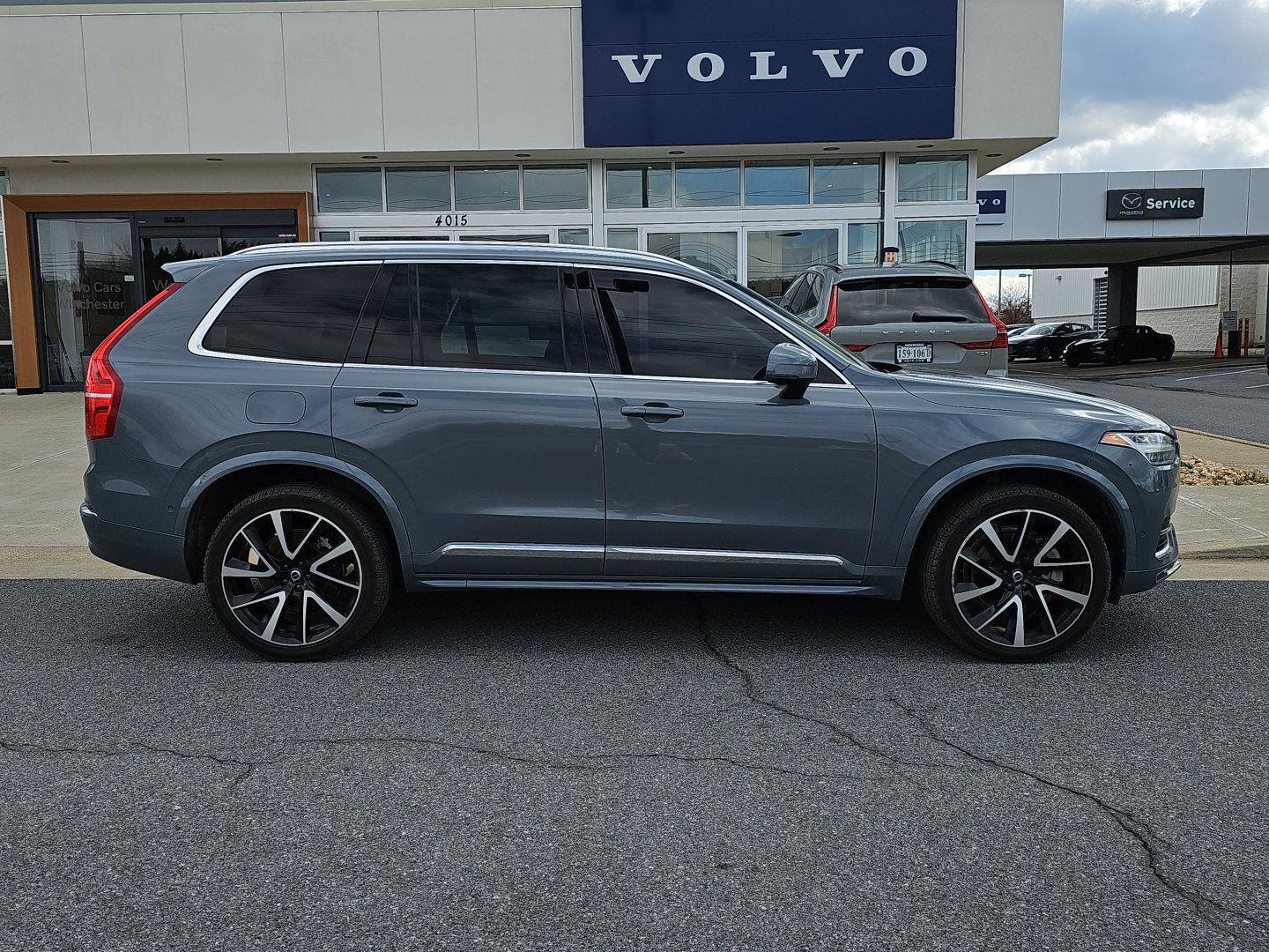 Used 2023 Volvo XC90 B6 Plus w/ Protection Package Premier image 6