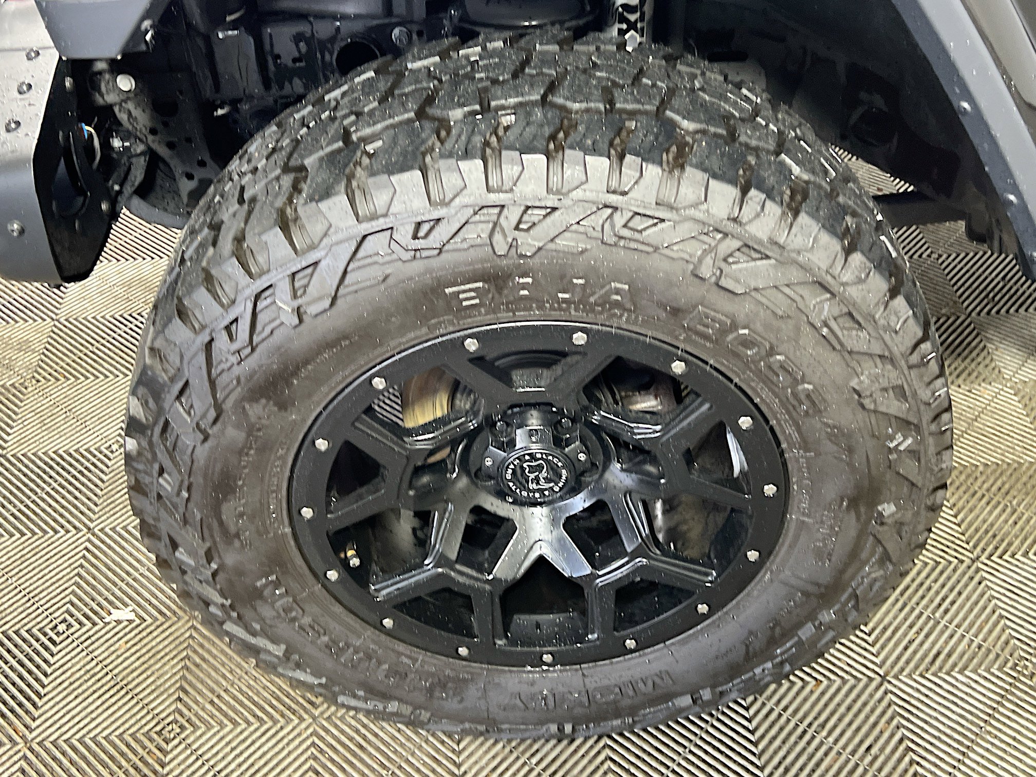 Used 2020 Jeep Gladiator Rubicon image 14